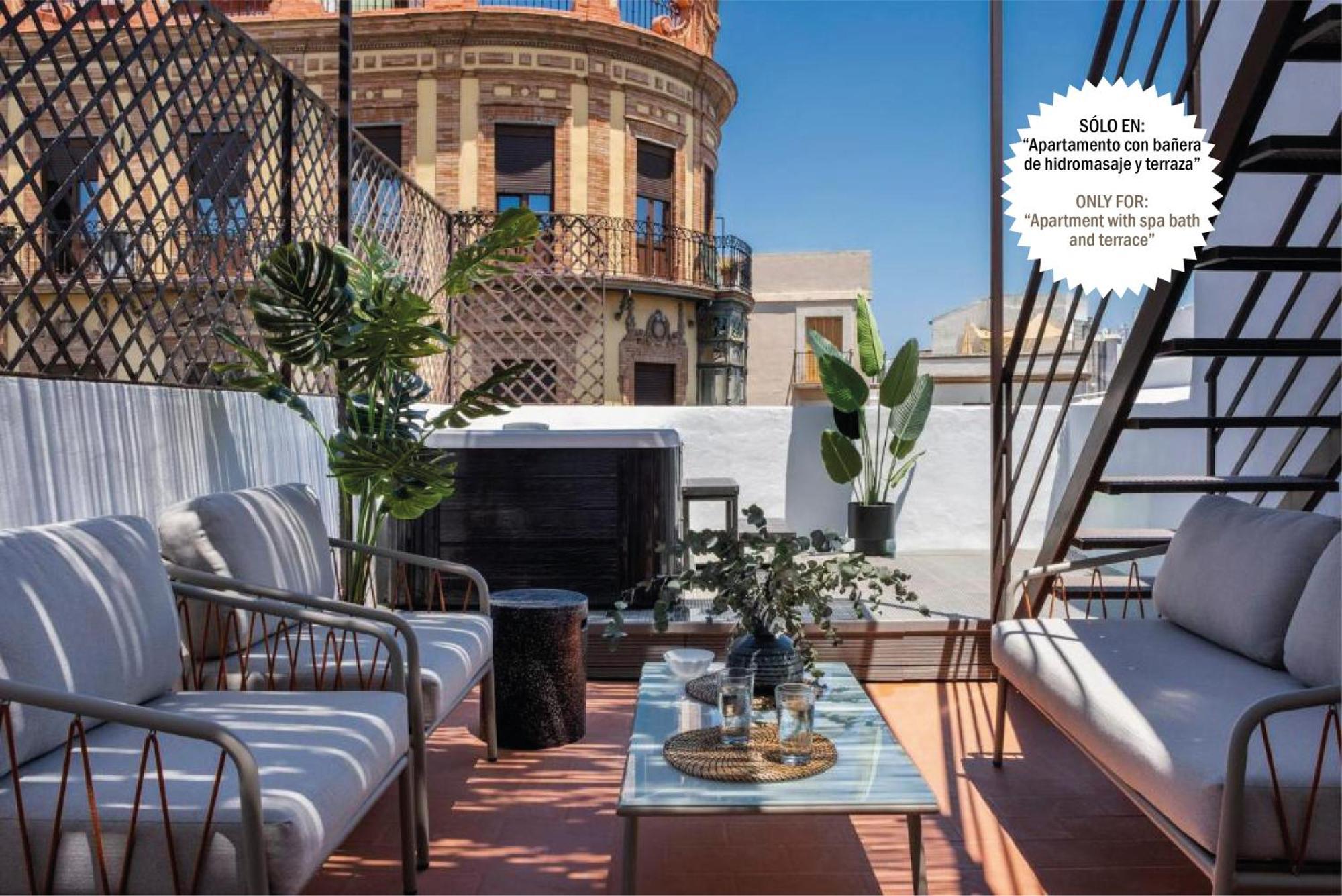Suites Puerta del Arenal, Maestranza Sevilla Exterior foto